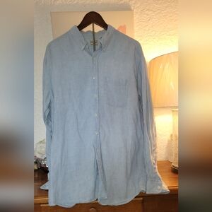 EUC  L.L. Bean 100% Linen Light Blue Casual Button-Down Shirt